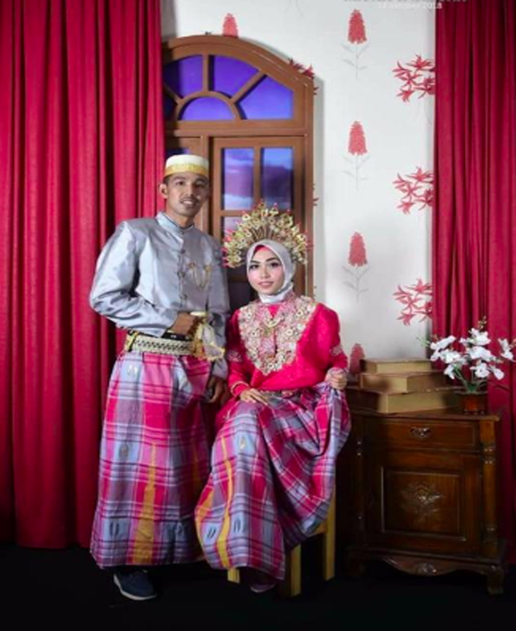 Untung Pakai Helm! Kepala Terlindas Truk Molen, Wanita ini Selamat