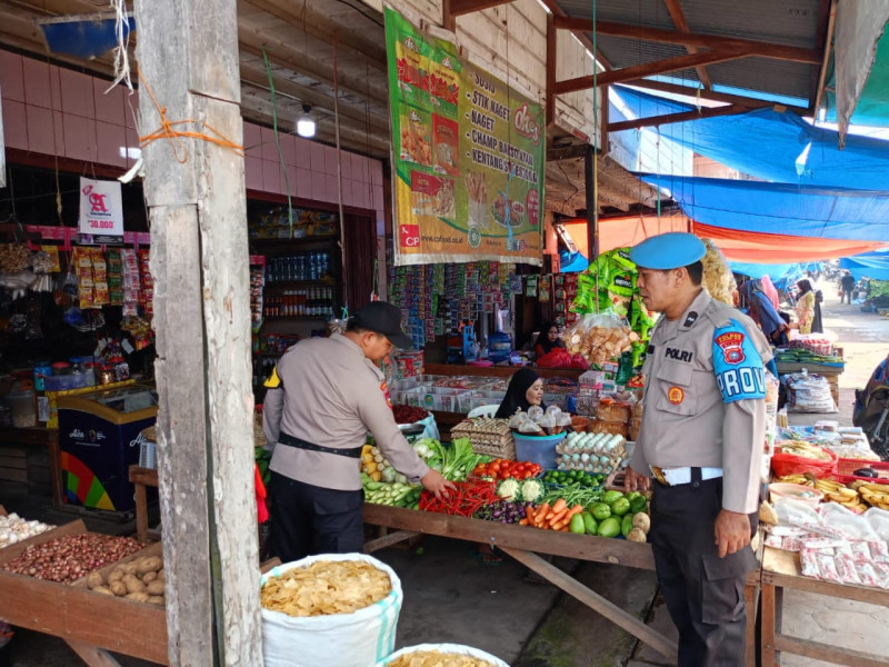 Pemantauan Pasar oleh Personil Polsek GAS Terus Dilakukan Guna Cegah Panic Buying