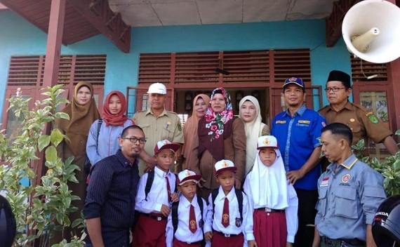 Kisah 4 Anak di Inhil, Dulu Mengemis Sampai Tidur di Jalan, Kini Sudah Jadi Anak Sekolahan