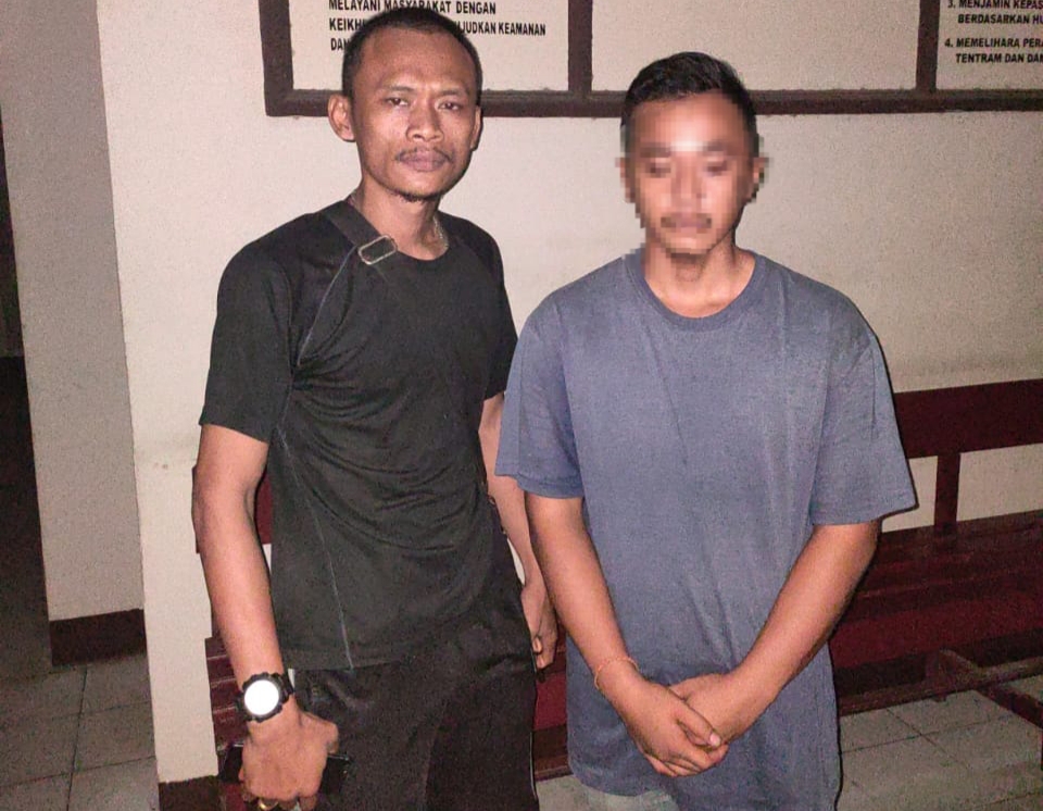 Naas! Berusaha Melerai, Eehhh... Malah Ditikam. Satu Buron!