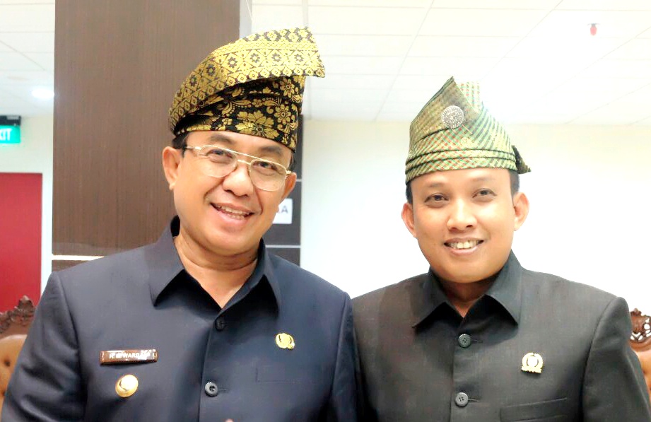 Bupati Inhil Beri Jawaban Atas Pemandangan Umum Fraksi Tentang RAPBD Perubahan TA 2017