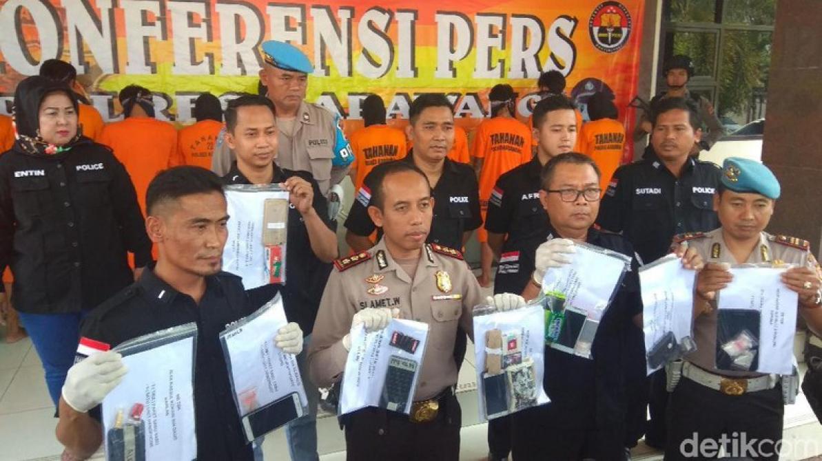 Polisi Bongkar Permen Sabu yang Ditempel di Pohon, Waspadalah!