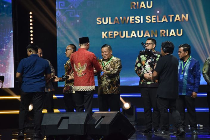 Pemprov Riau Raih Penghargaan Anugerah Merdeka Belajar 2024