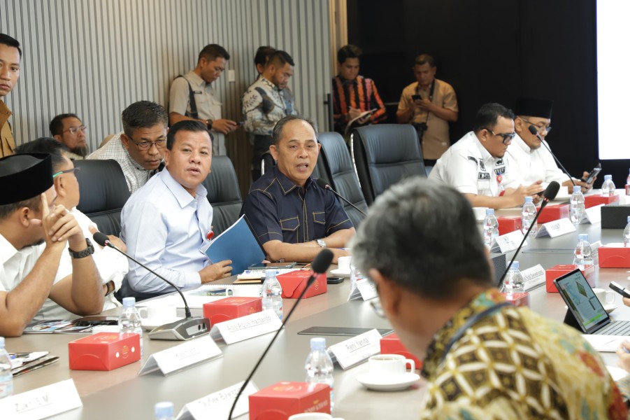 Dorong Hilirisasi dan Perluasan Ekspor, Bupati Inhil Bertemu Wakil Menteri Perindustrian RI