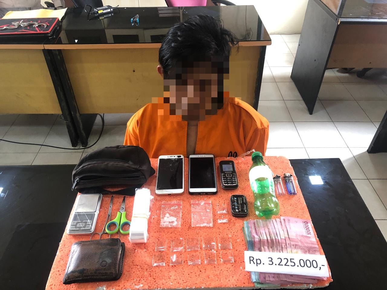 Tangkap Warga Tembilahan Hulu, Polisi Temukan 4 Paket Shabu