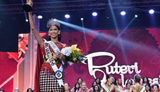 Layak nya Miss Universe, Final Puteri Indonesia 2017 Juga Alami Insiden Memalukan