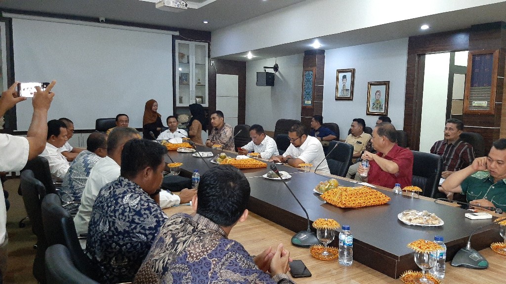 Anggota DPRD RI Abdul Wahid Gelar Rapat Koordinasi Dengan Bupati Inhil