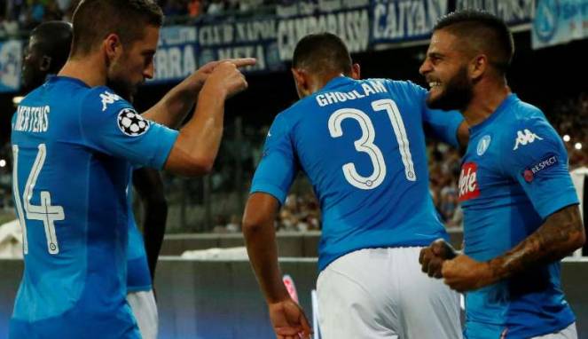 Pesta Gol, Napoli Menjauh dari Juventus di Puncak
