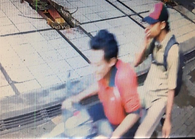 Terekam CCTV, Ini Tampang Pelaku Pencurian di Salon Mobil Kranggan Jatisampurna Bekasi