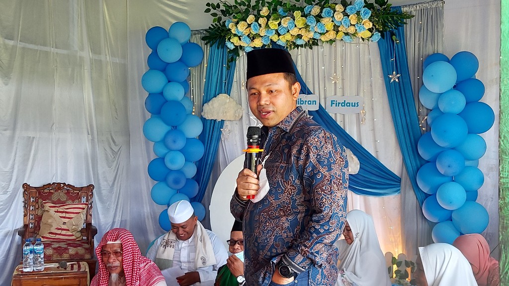 Anggota DPR RI, Abdul Wahid menyampaikan sambutan.